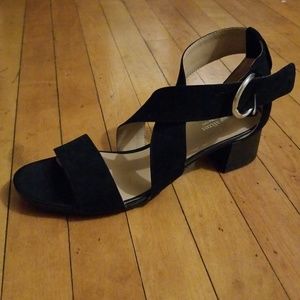 Naturalizer Sandals